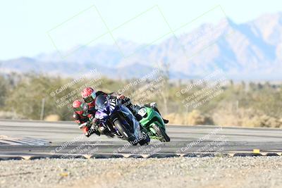 media/Dec-06-2025-CVMA (Sat) [[4a896cc04c]]/Race 12-Supersport Middleweight/